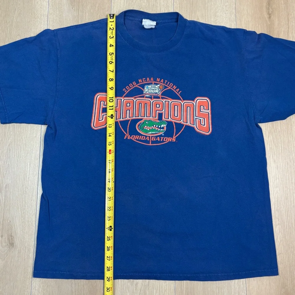 Lee Sport Florida Gators 2006 NCAA Basketball National Champions Blue T-Shirt XL